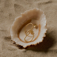 Kép betöltése a galériamegjelenítőbe: Bajamar midi fülbevaló