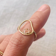 Kép betöltése a galériamegjelenítőbe: Golden Cofete