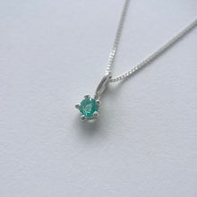 Kép betöltése a galériamegjelenítőbe: Kincsem Silver nyaklánc