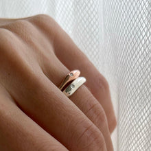 Kép betöltése a galériamegjelenítőbe: Sol gyémánt gyűrű