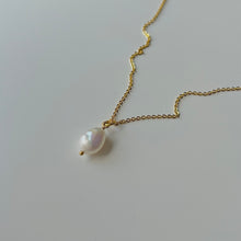 Kép betöltése a galériamegjelenítőbe: Mini Baroque nyaklánc