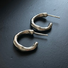 Kép betöltése a galériamegjelenítőbe: Sol fülbevaló