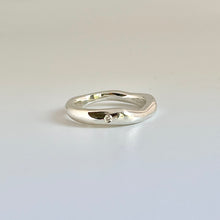 Kép betöltése a galériamegjelenítőbe: Sol gyémánt gyűrű