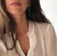 Kép betöltése a galériamegjelenítőbe: Lucid Rebel nyaklánc gyönggyel