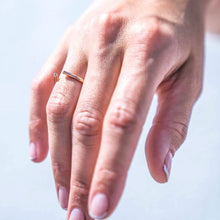 Kép betöltése a galériamegjelenítőbe: CLOSE Gyémánt gyűrű