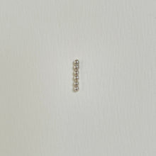 Kép betöltése a galériamegjelenítőbe: Ode mini fülbevaló